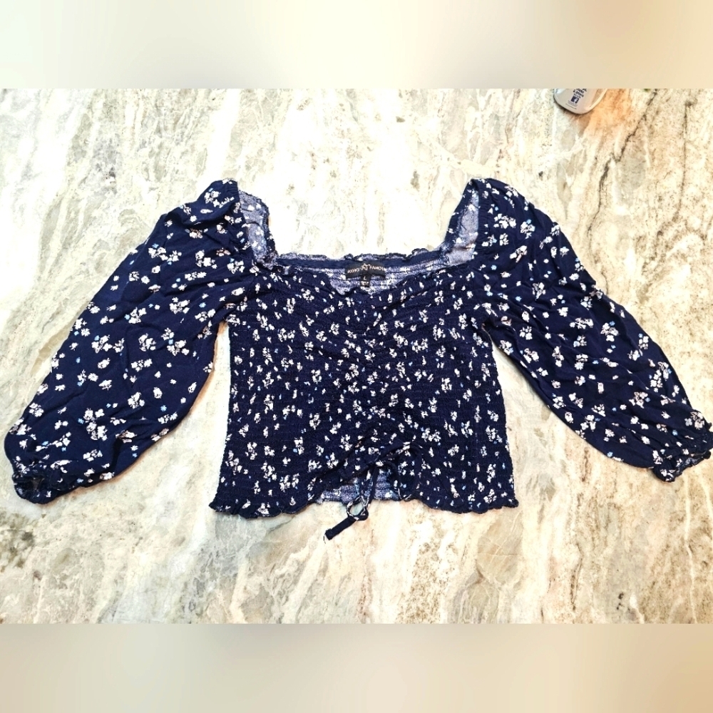 Almost Famous Navy Floral Smocked Off Shoulder Crop Top Size L Puff Sleeve